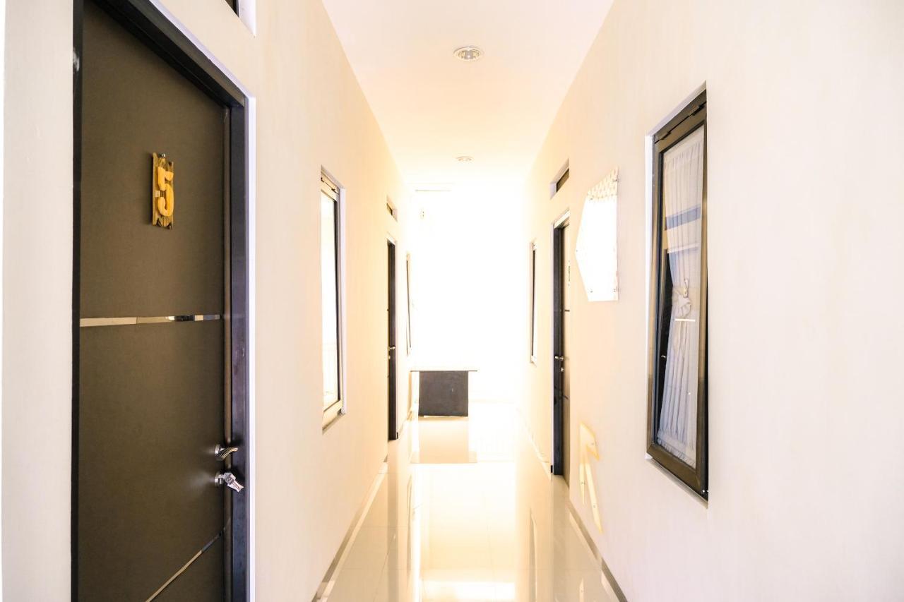 Hotel Spot On 2325 Singgalang Syariah