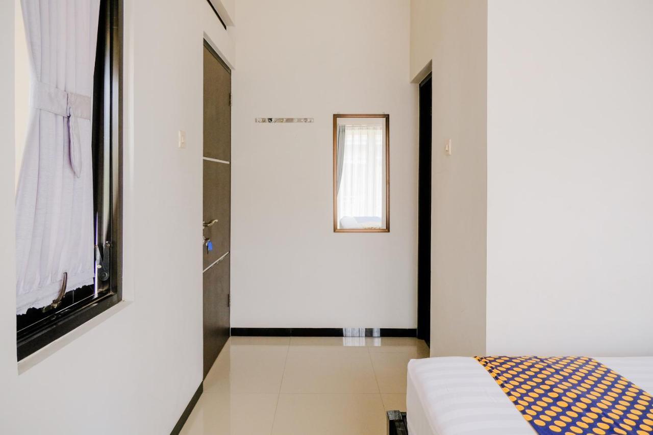 Hotel Spot On 2325 Singgalang Syariah